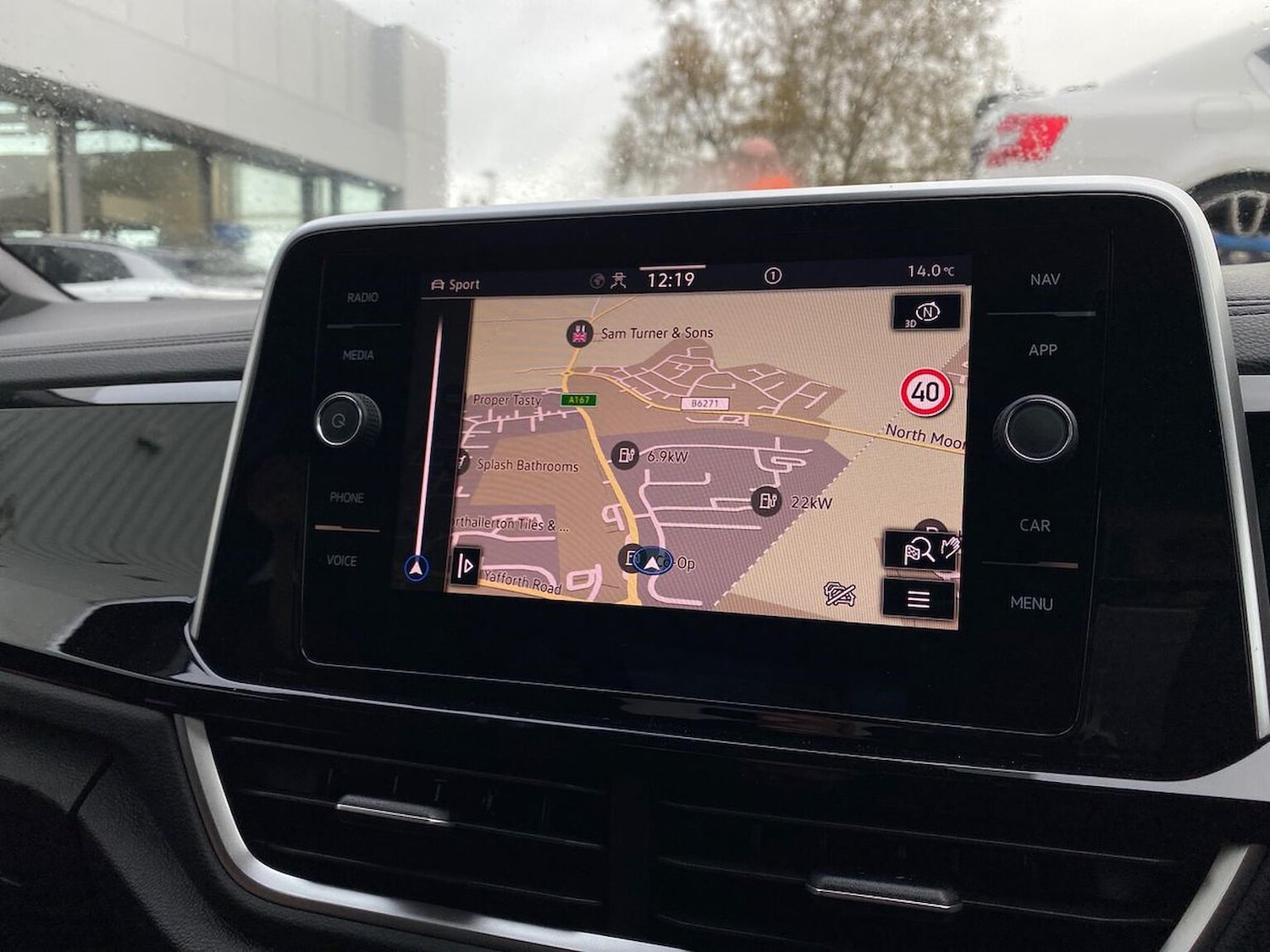 Used Volkswagen T-Roc 2025 for sale - 76450572: Photo 25