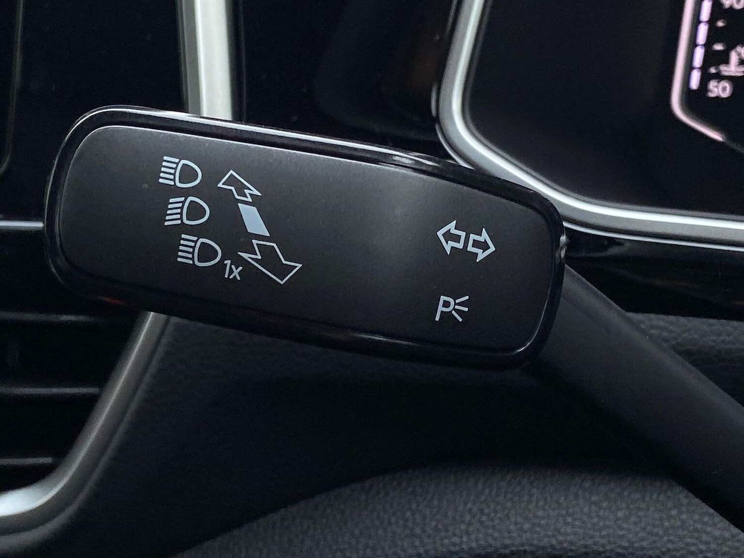 Used Volkswagen T-Roc 2025 for sale - 76450572: Photo 29