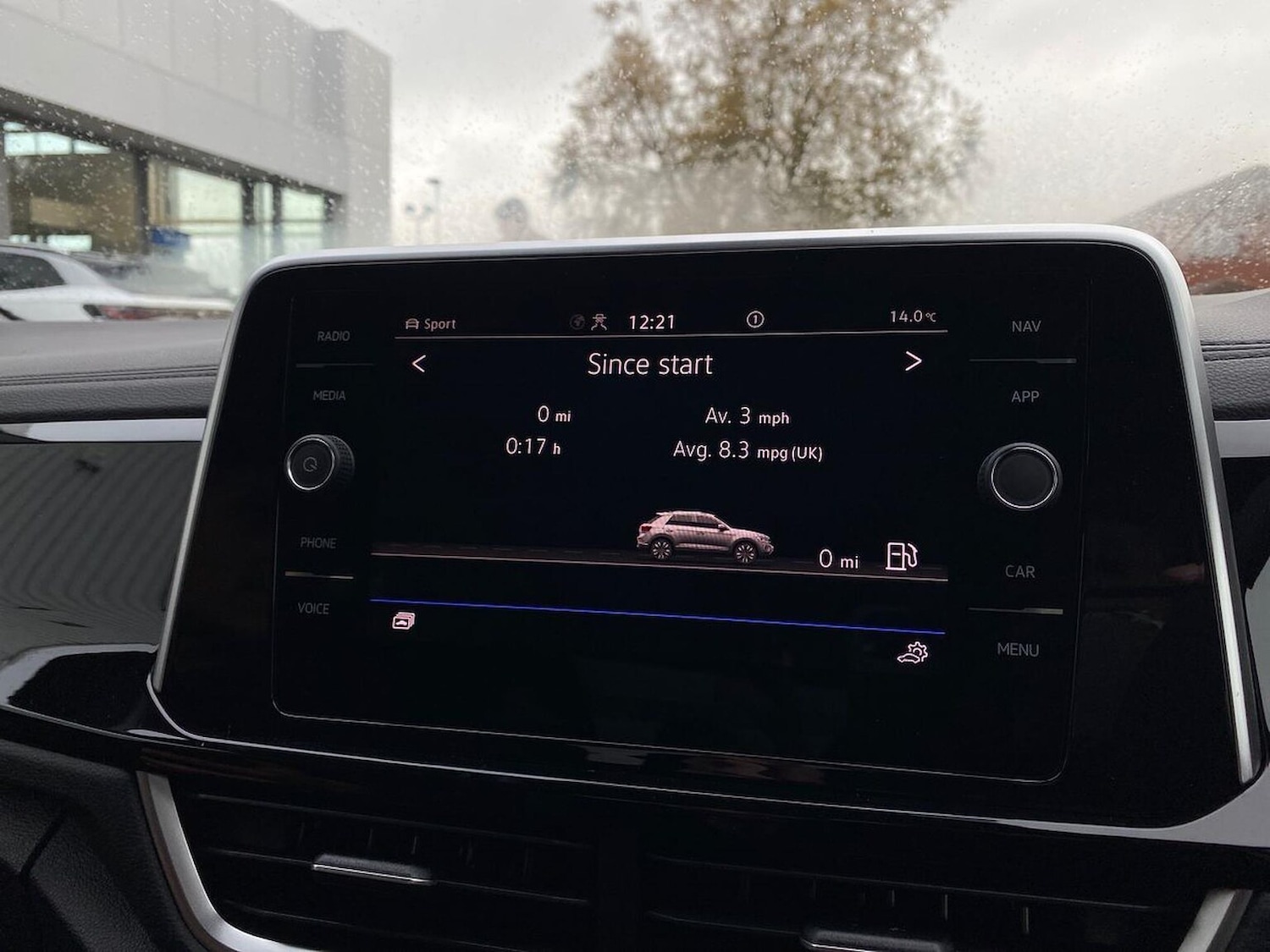 Used Volkswagen T-Roc 2025 for sale - 76450572: Photo 36