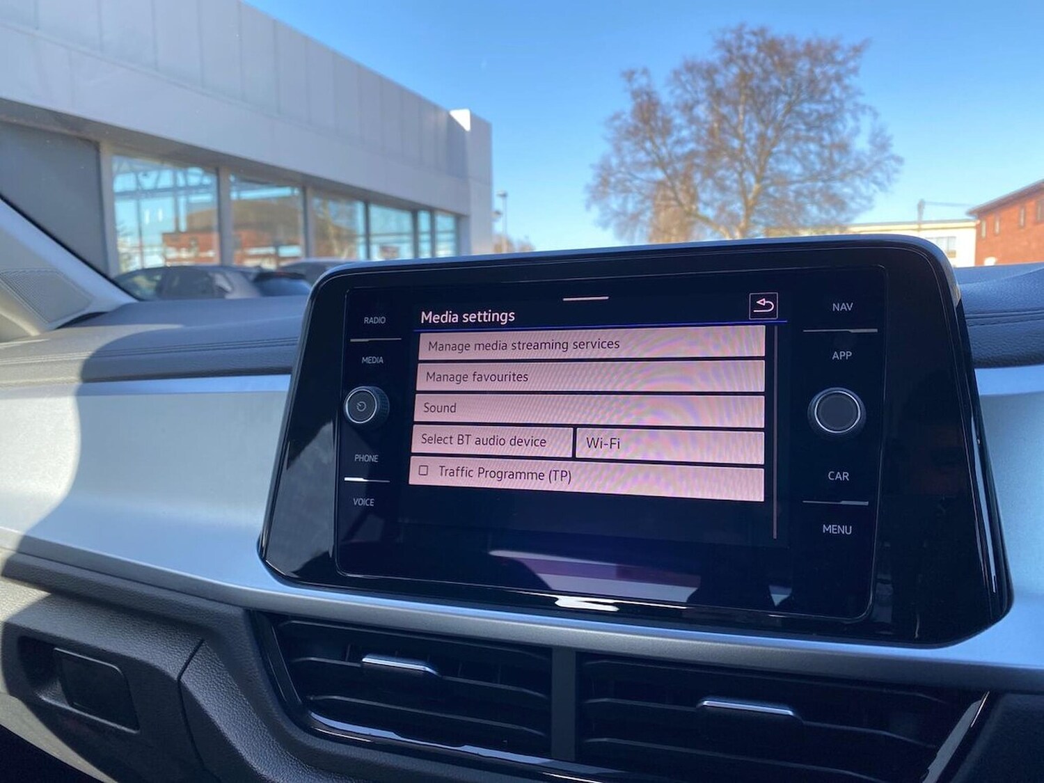 Used Volkswagen T-Roc 2023 for sale - 78195668: Photo 38