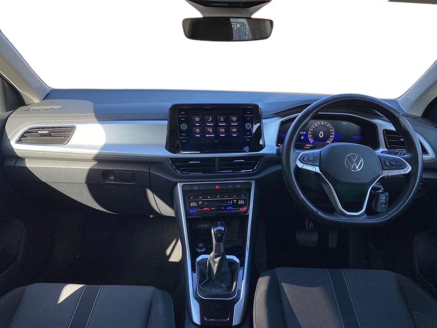 Used Volkswagen T-Roc 2023 for sale - 78195668: Photo 8