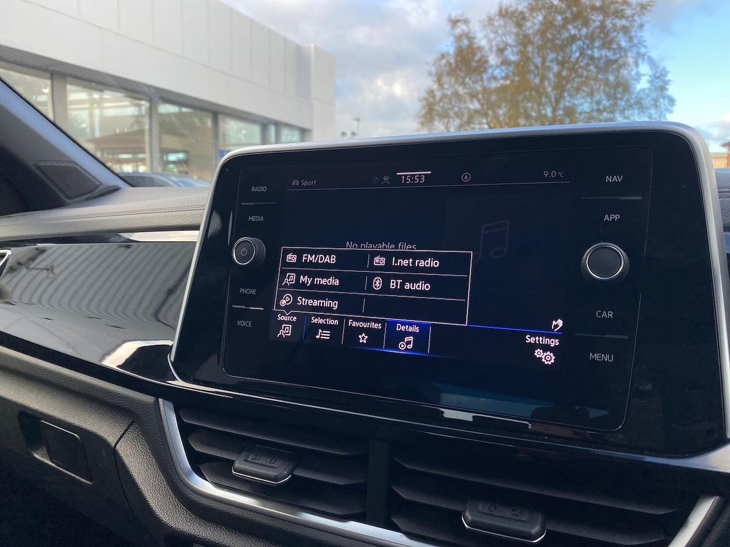 Used Volkswagen T-Roc 2022 for sale - 76396860: Photo 35