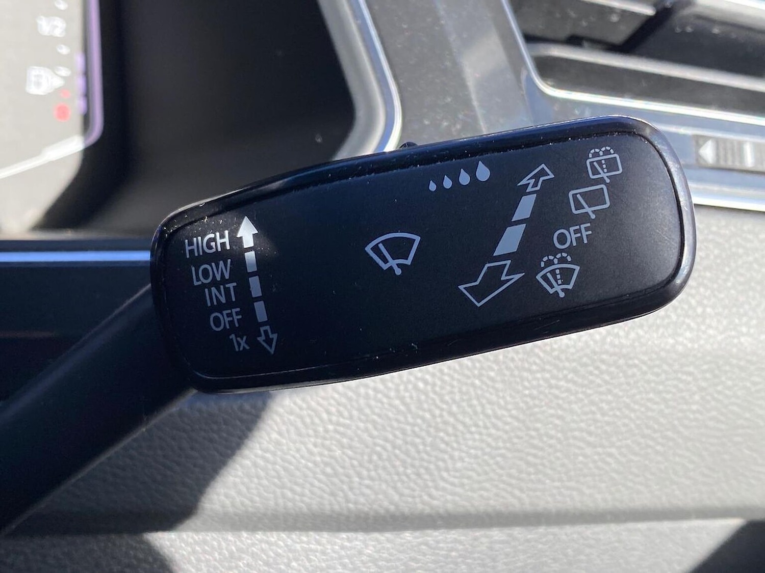 Used Volkswagen Tiguan 2022 for sale - 76342953: Photo 29