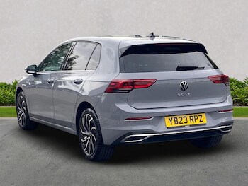 Used Volkswagen Golf 2023 for sale - 75511794: Photo
