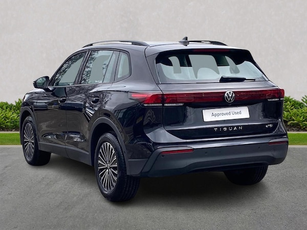 Used Volkswagen Tiguan 2025 for sale - 75490956: Photo 2