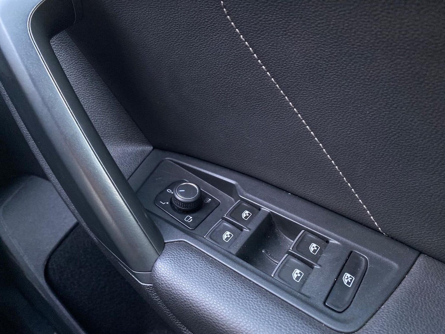 Used Volkswagen Tiguan 2020 for sale - 76736704: Photo 22