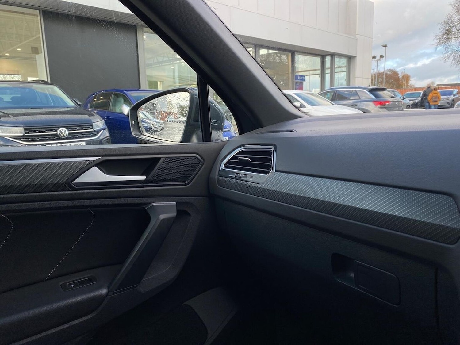 Used Volkswagen Tiguan 2020 for sale - 76736704: Photo 33