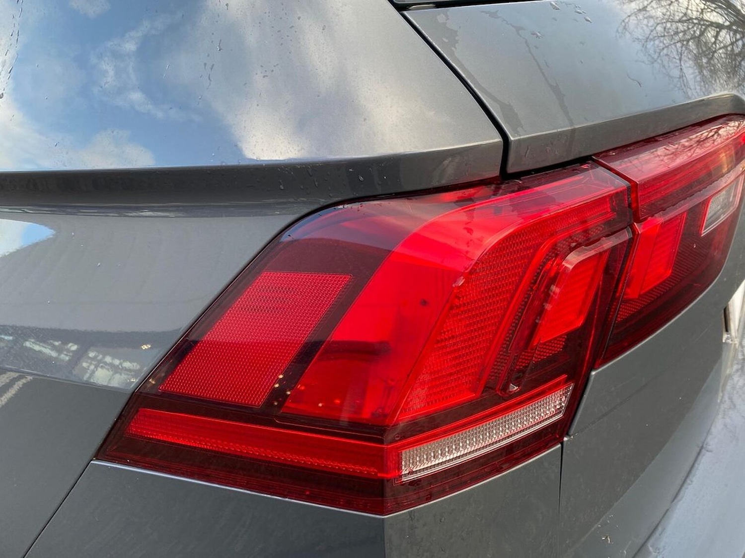 Used Volkswagen Tiguan 2020 for sale - 76736704: Photo 34