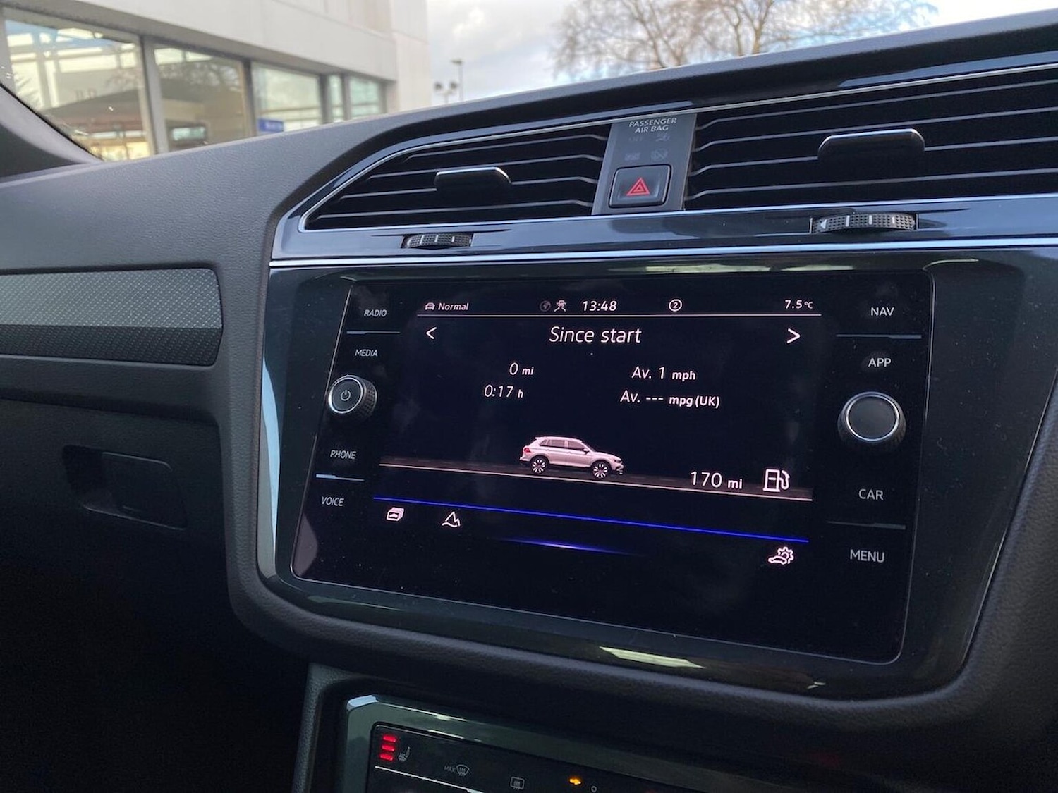 Used Volkswagen Tiguan 2020 for sale - 76736704: Photo 35