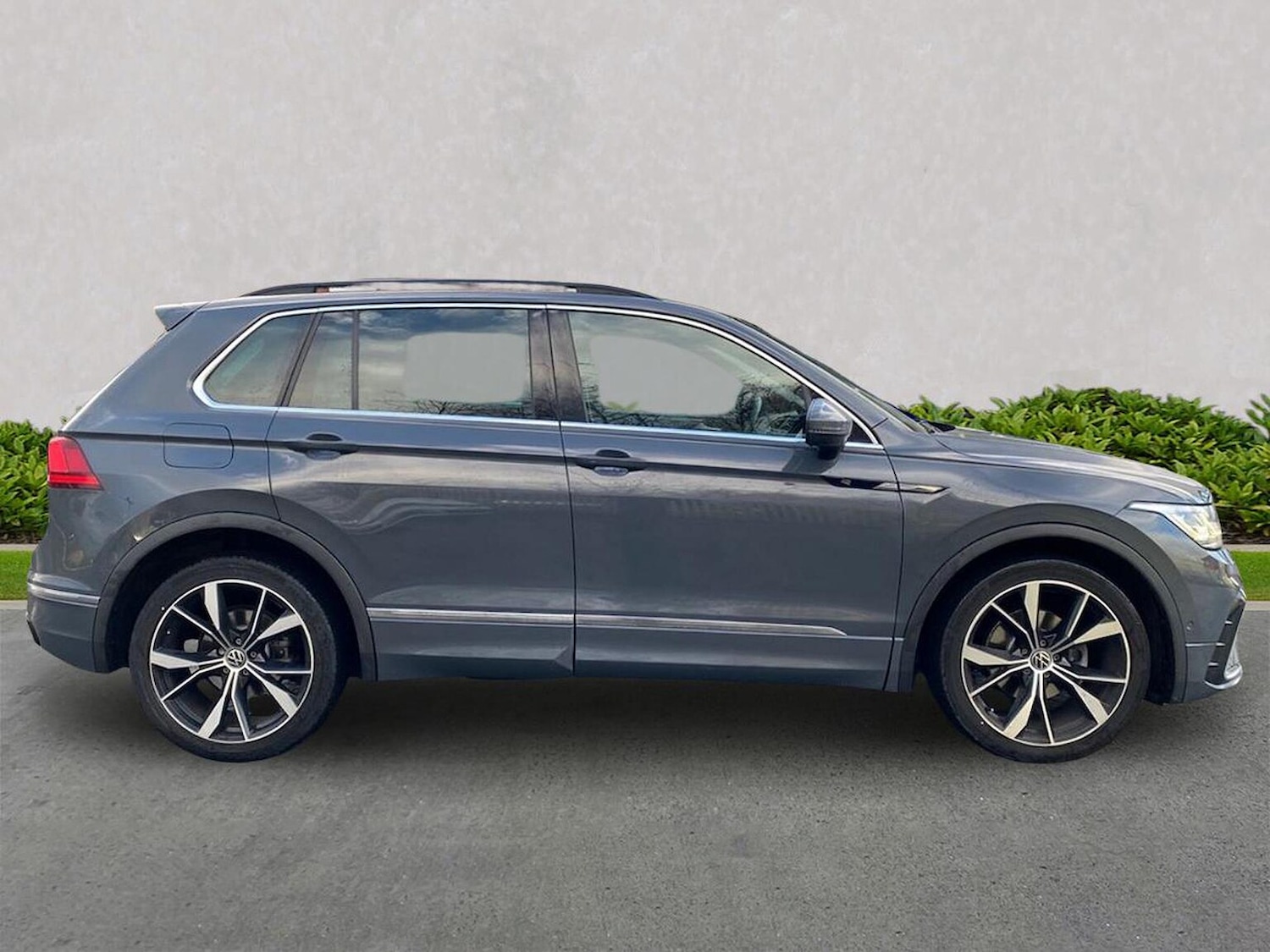 Used Volkswagen Tiguan 2020 for sale - 76736704: Photo 4