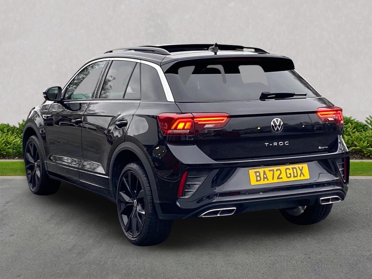 Used Volkswagen T-Roc 2022 for sale - 76799403: Photo 3