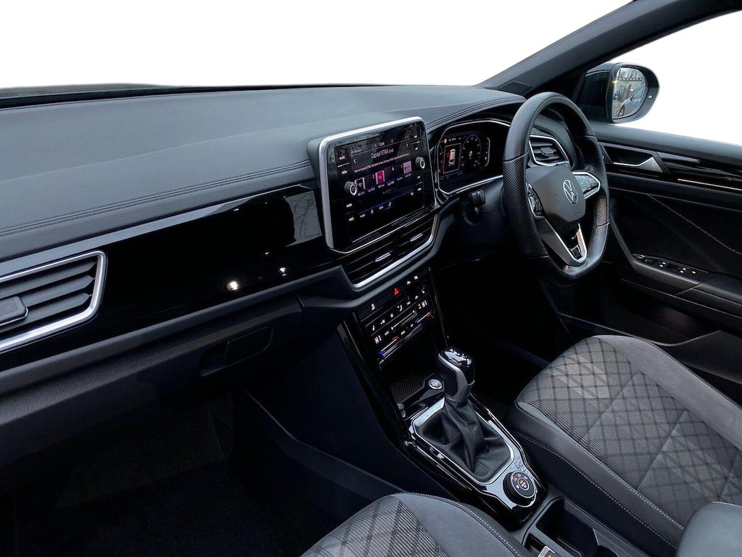 Used Volkswagen T-Roc 2022 for sale - 76799403: Photo 8