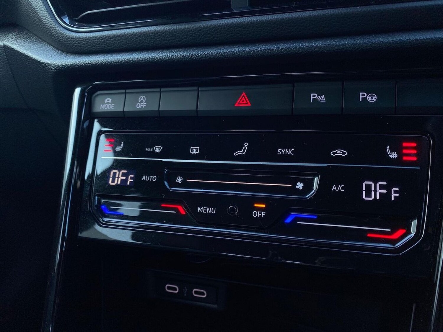 Used Volkswagen T-Roc 2023 for sale - 78194041: Photo 12