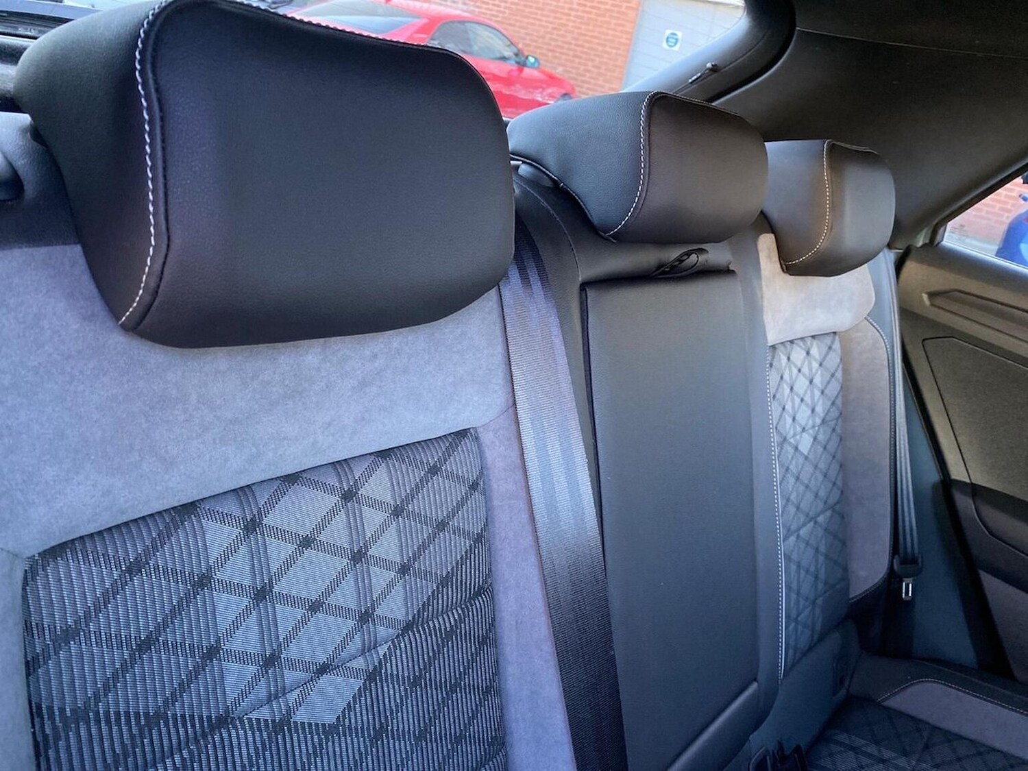 Used Volkswagen T-Roc 2023 for sale - 78194041: Photo 16