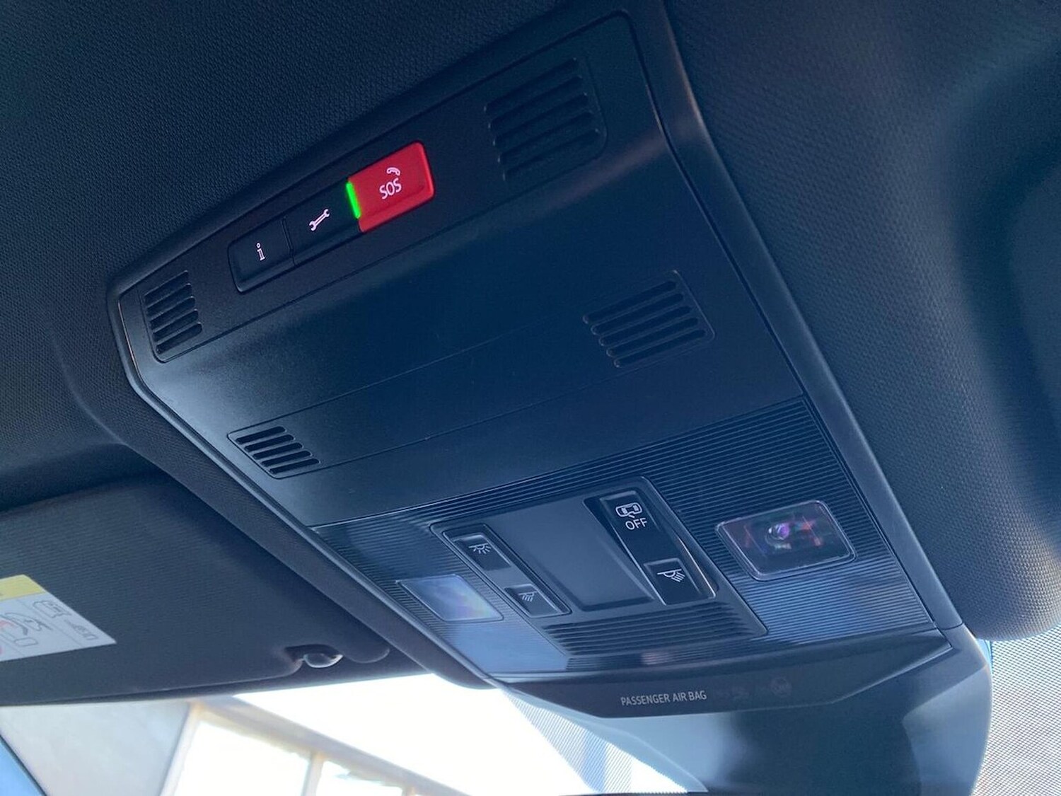 Used Volkswagen T-Roc 2023 for sale - 78194041: Photo 32