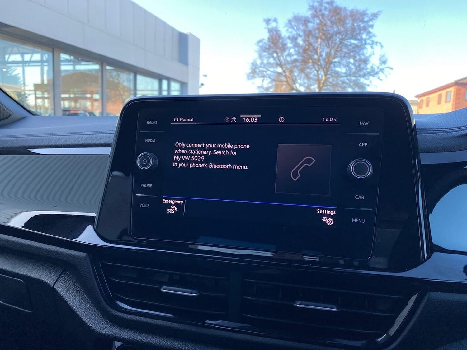 Used Volkswagen T-Roc 2023 for sale - 78194041: Photo 33