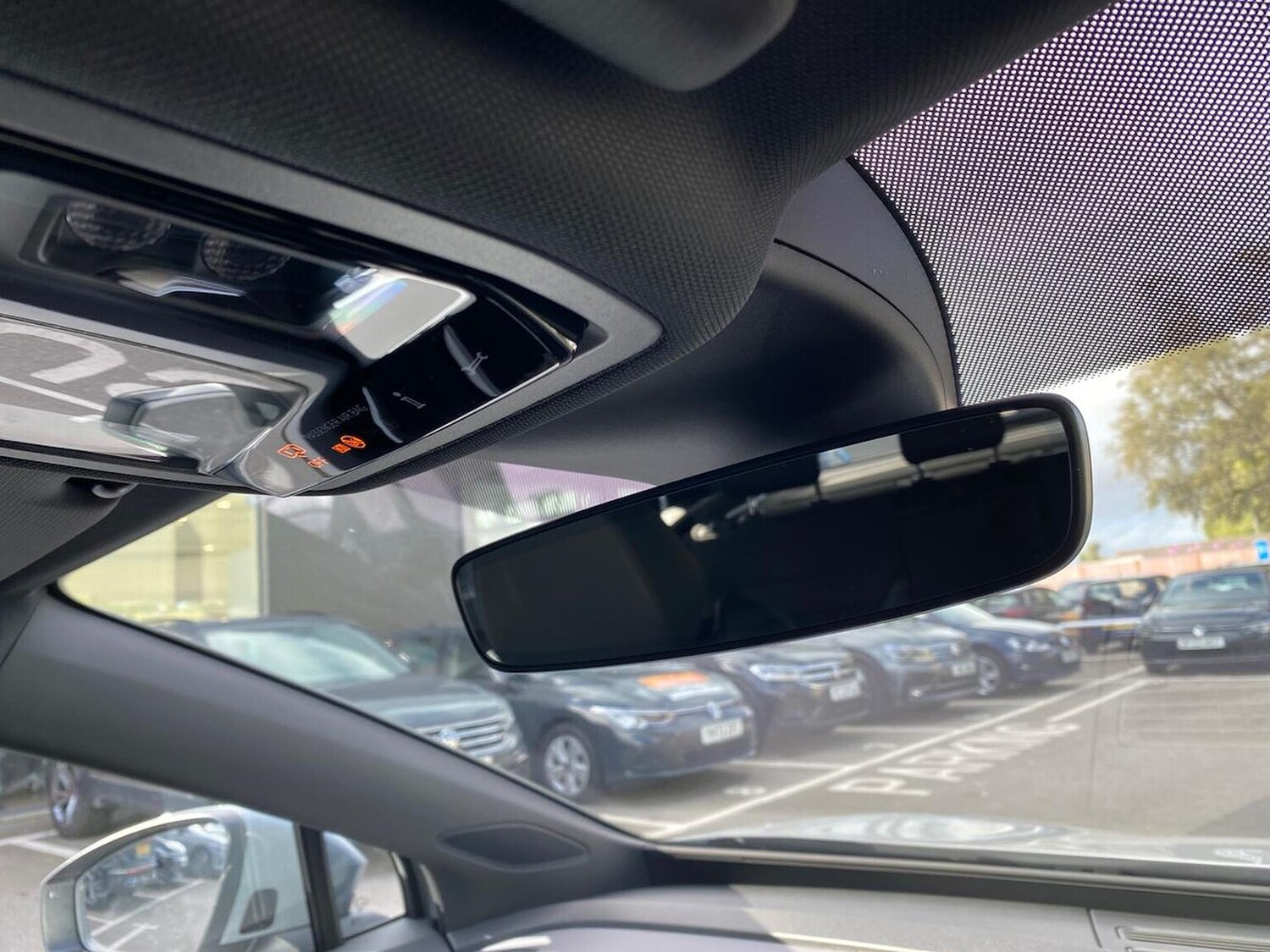 Used Volkswagen ID.4 2025 for sale - 75999727: Photo 14