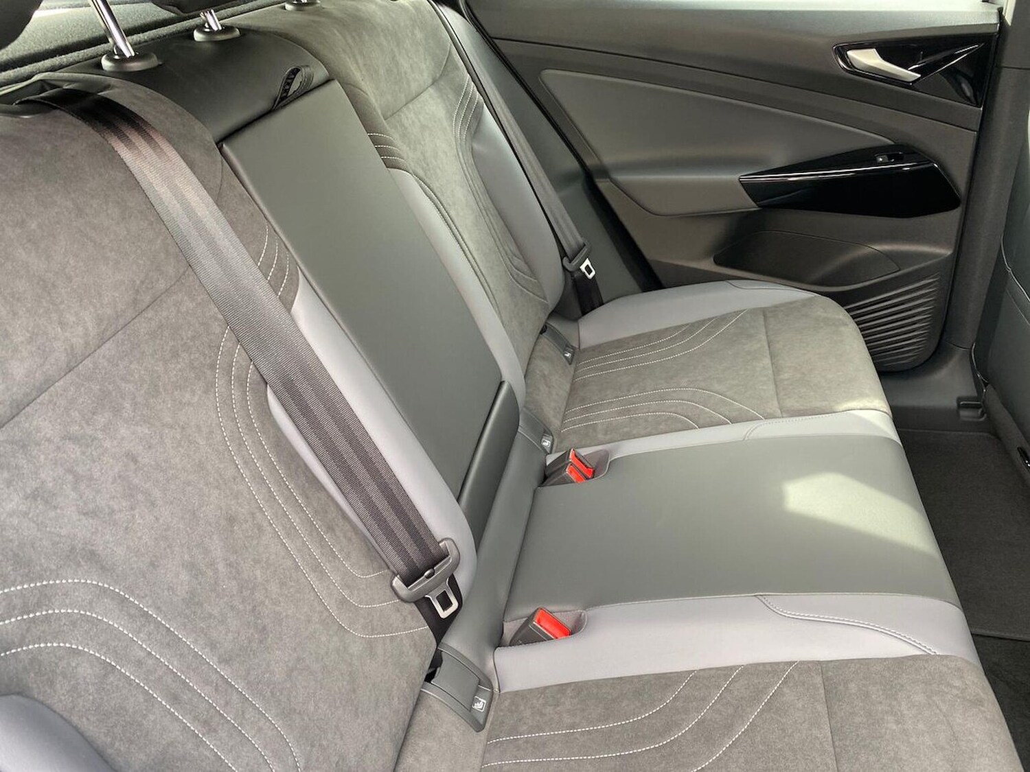 Used Volkswagen ID.4 2025 for sale - 75999727: Photo 16