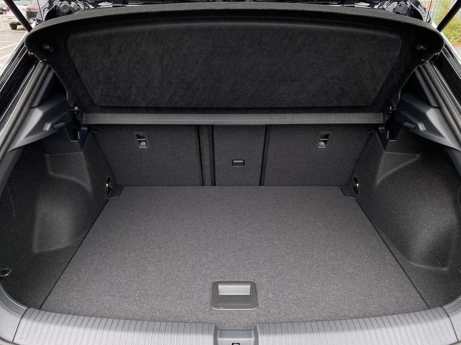 Used Volkswagen T-Roc 2025 for sale - 76461864: Photo 17