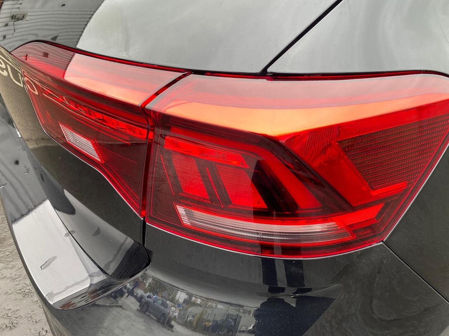 Used Volkswagen T-Roc 2025 for sale - 76461864: Photo 35