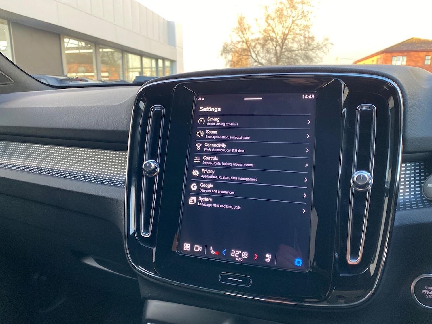 Used Volvo XC40 2023 for sale - 76897118: Photo 12