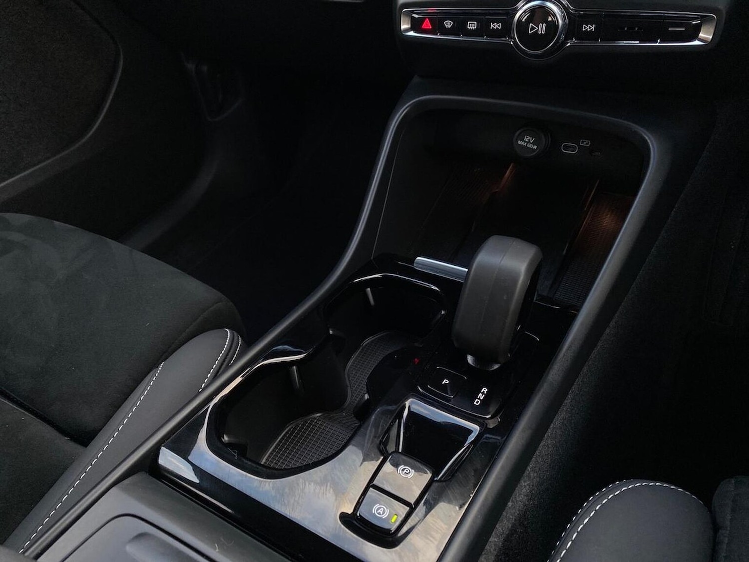 Used Volvo XC40 2023 for sale - 76897118: Photo 14