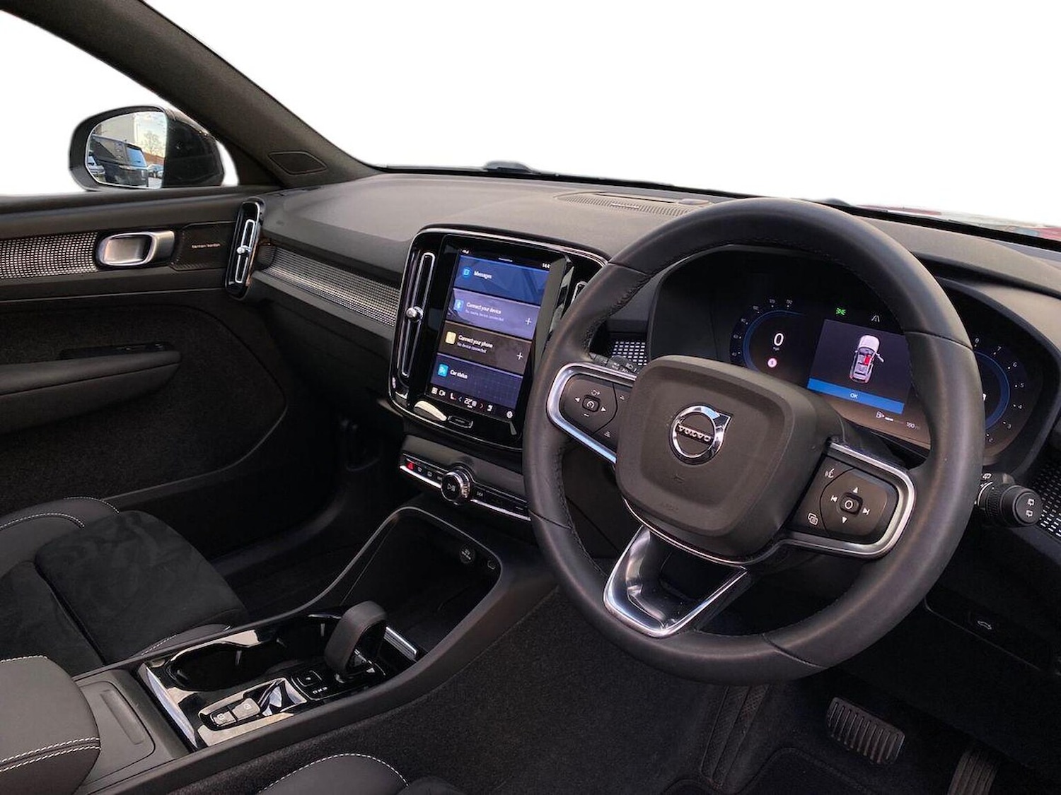 Used Volvo XC40 2023 for sale - 76897118: Photo 16