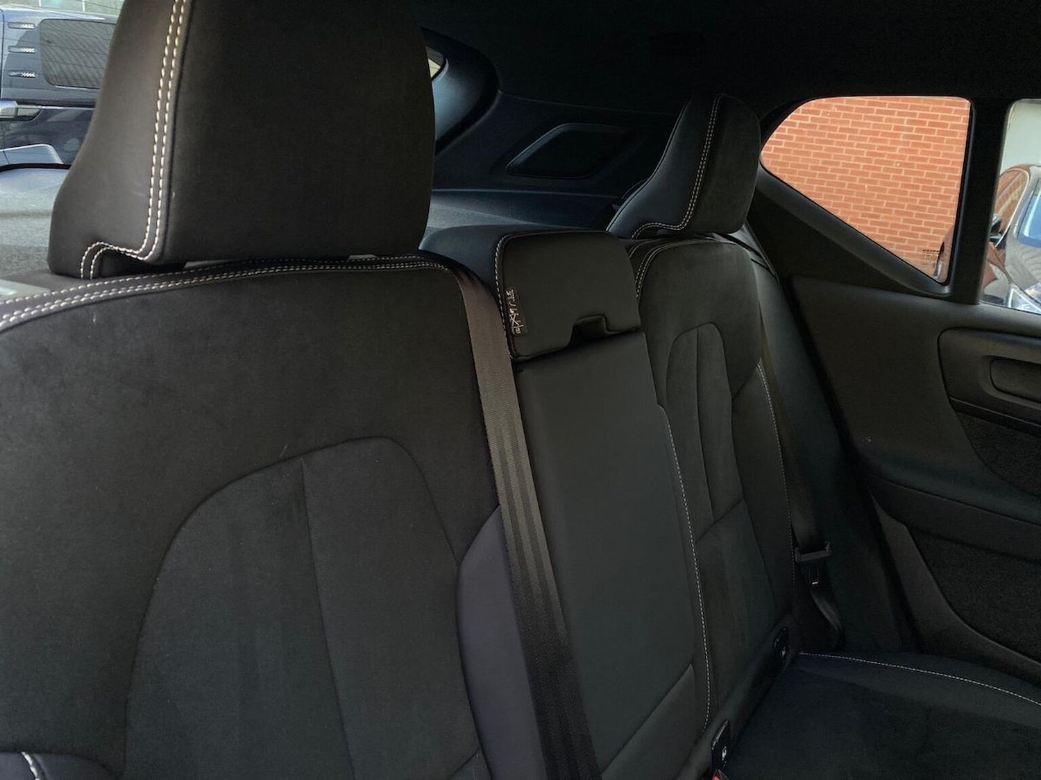 Used Volvo XC40 2023 for sale - 76897118: Photo 17