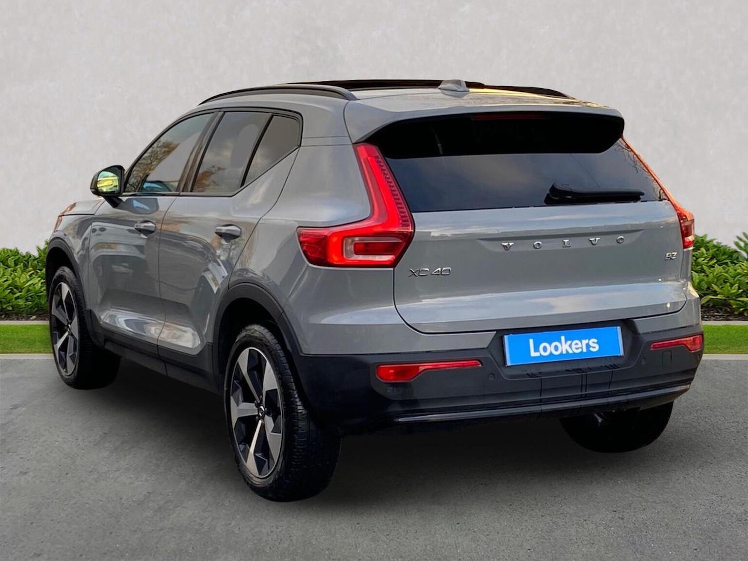 Used Volvo XC40 2023 for sale - 76897118: Photo 3