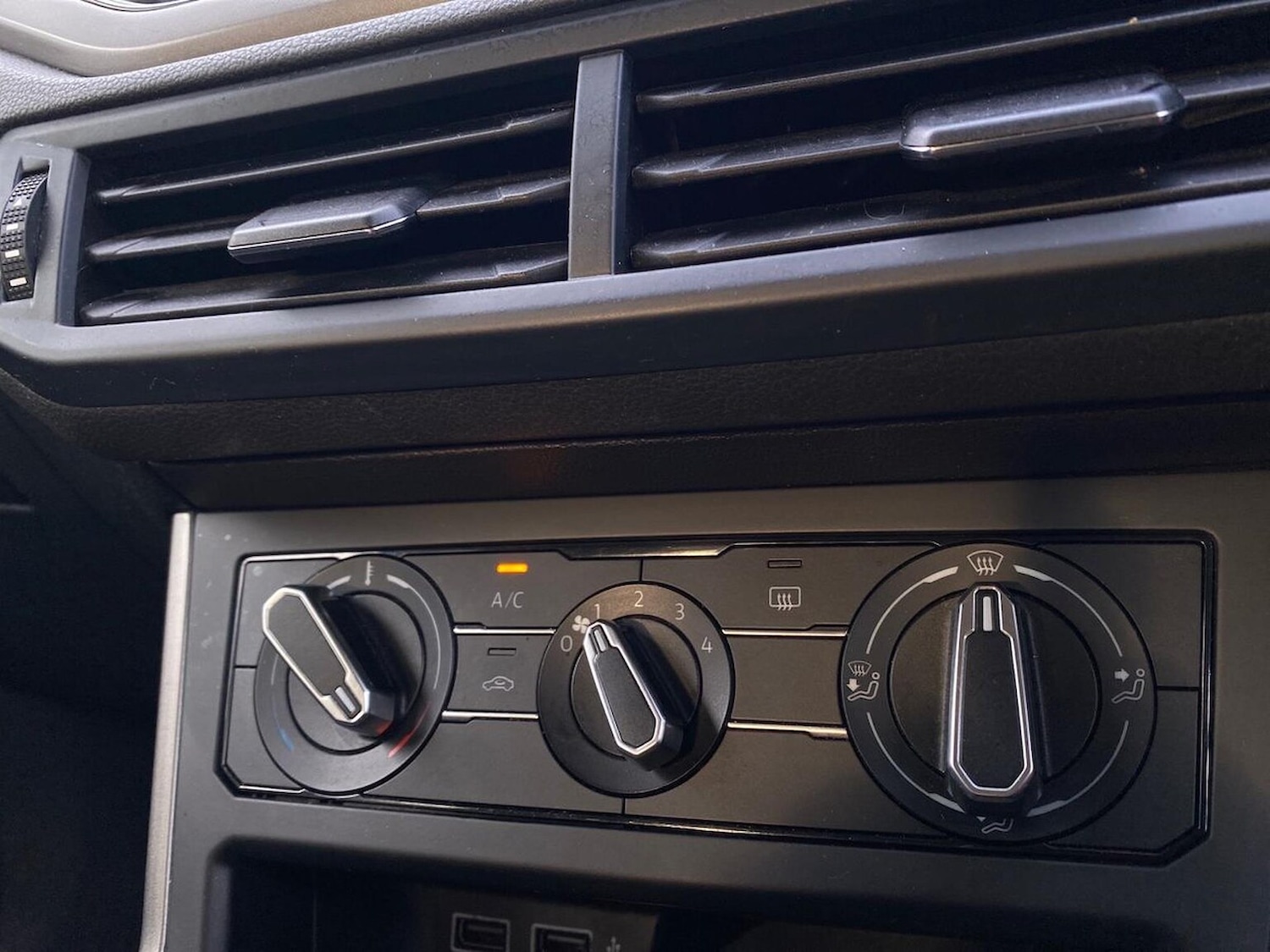 Used Volkswagen Polo 2020 for sale - 76906282: Photo 12