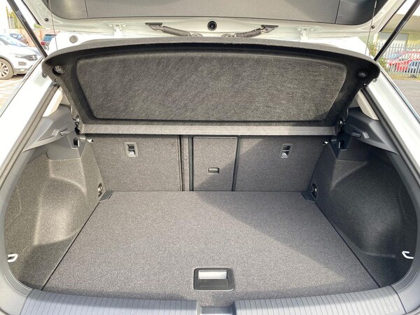 Used Volkswagen T-Roc 2025 for sale - 76142990: Photo 17