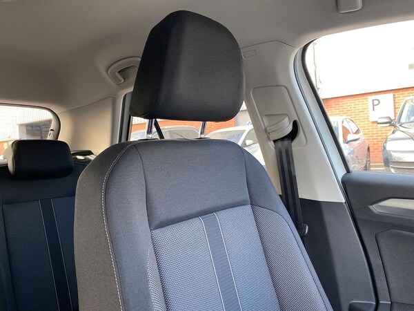 Used Volkswagen T-Roc 2025 for sale - 76142990: Photo 24