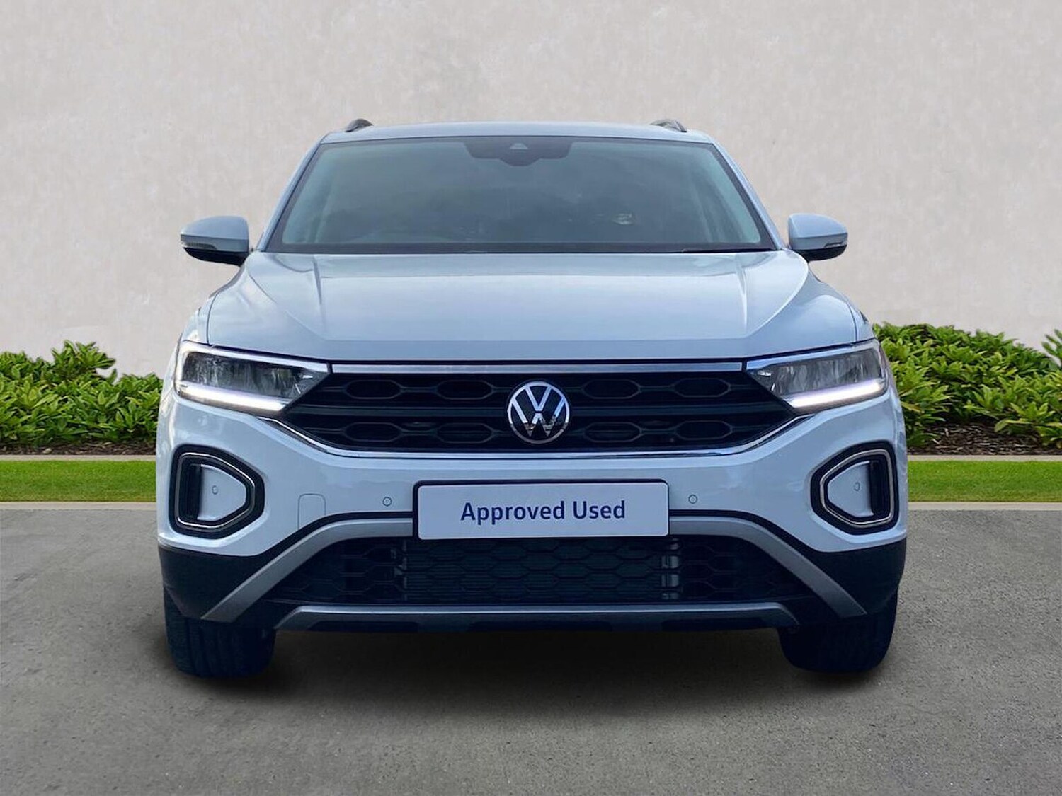 Used Volkswagen T-Roc 2025 for sale - 76142990: Photo 5