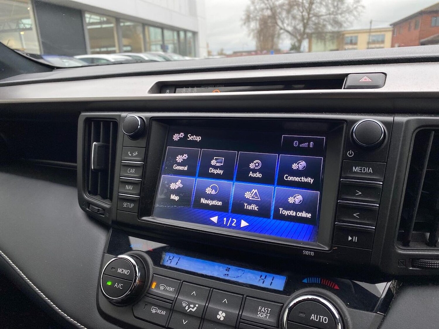 Used Toyota RAV4 2018 for sale - 76741240: Photo 34