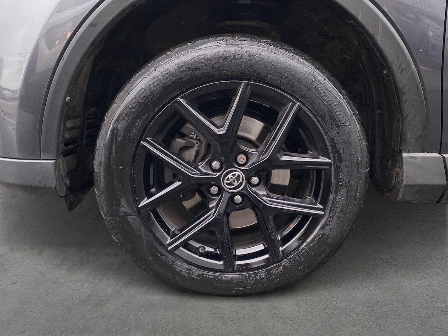 Used Toyota RAV4 2018 for sale - 76741240: Photo 7