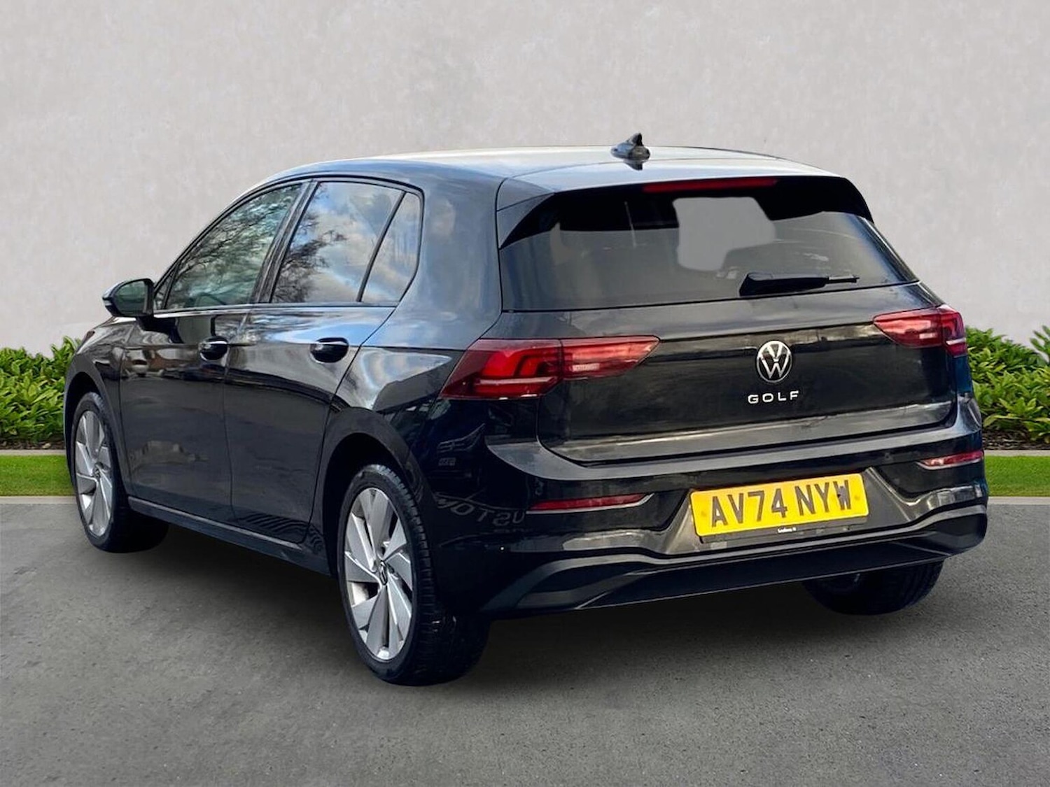 Used Volkswagen Golf 2024 for sale - 77069326: Photo 2