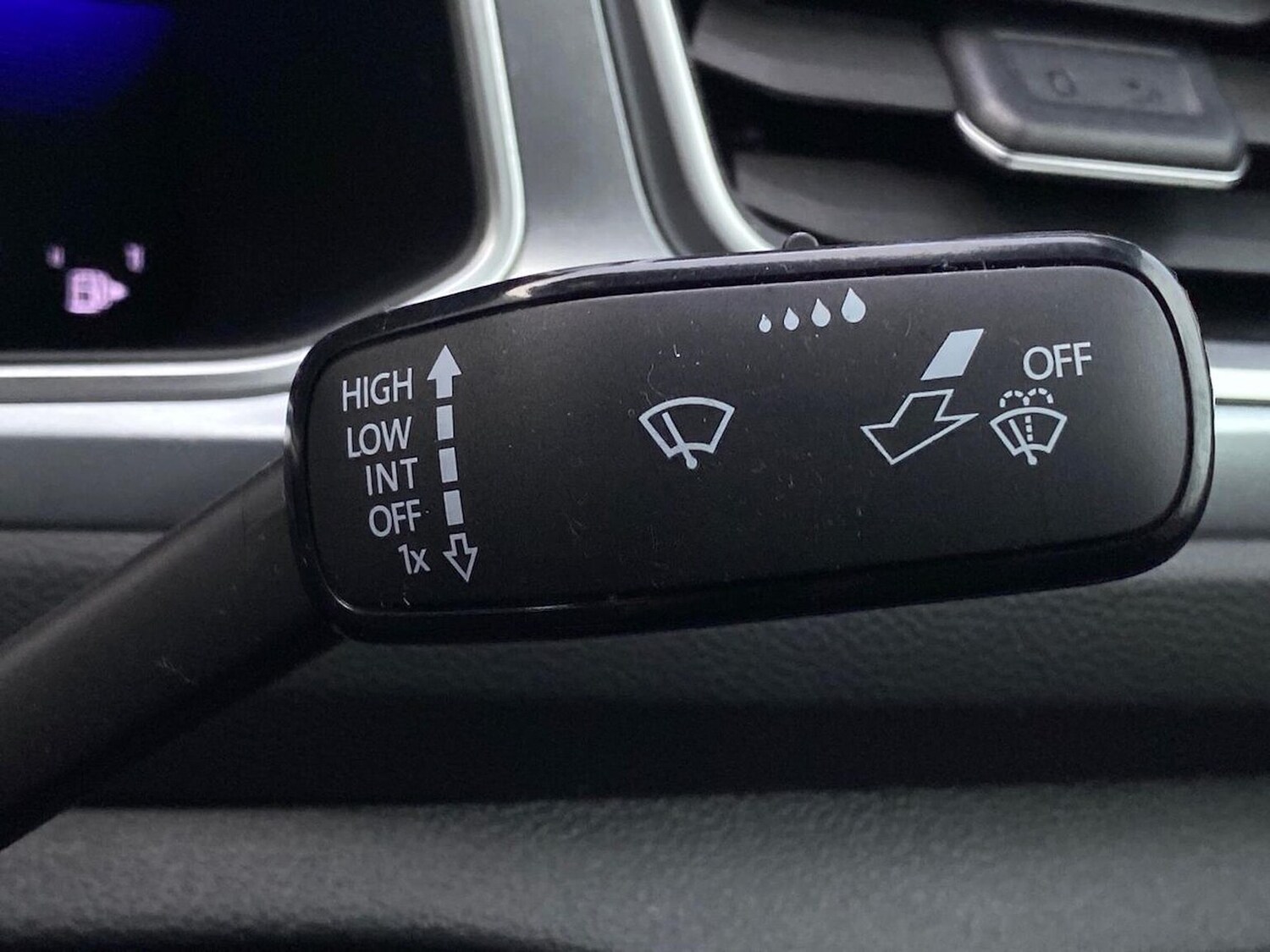 Used Volkswagen T-Roc 2022 for sale - 78195759: Photo 26