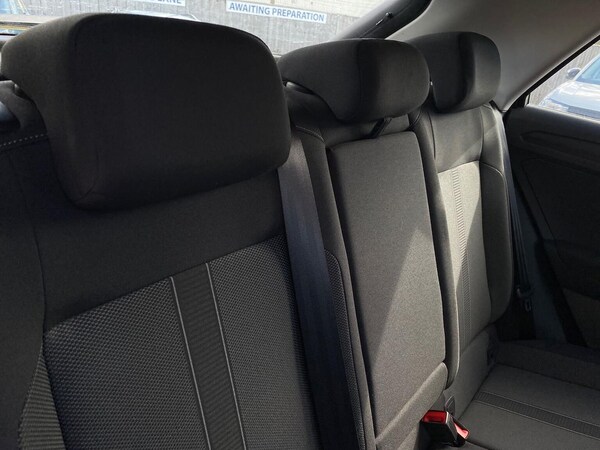 Used Volkswagen T-Roc 2023 for sale - 76070136: Photo 16