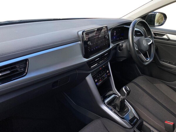 Used Volkswagen T-Roc 2023 for sale - 76070136: Photo 7