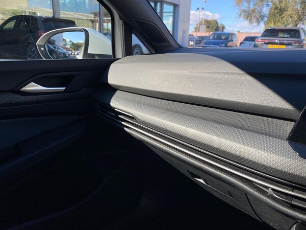 Used Volkswagen Golf 2023 for sale - 76030383: Photo 30