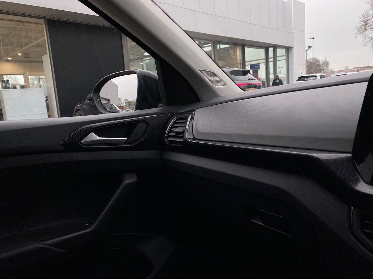 Used Volkswagen T-Cross 2025 for sale - 78191025: Photo 30