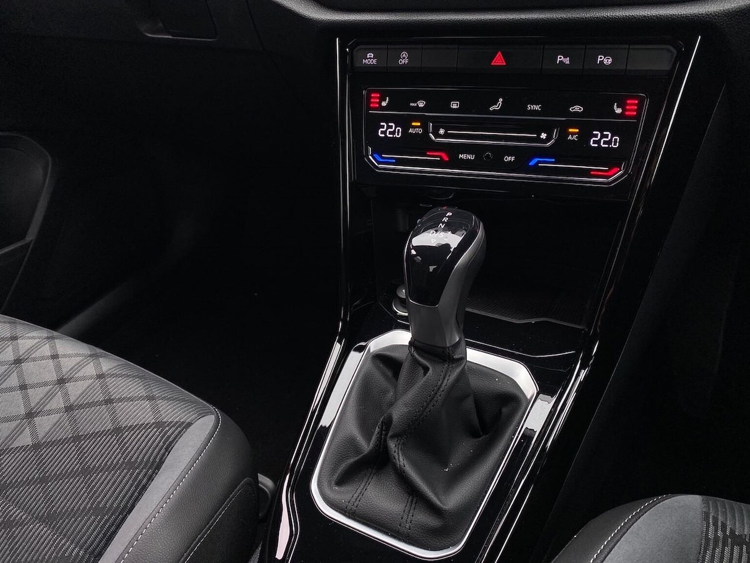 Used Volkswagen T-Roc 2022 for sale - 77062261: Photo 15