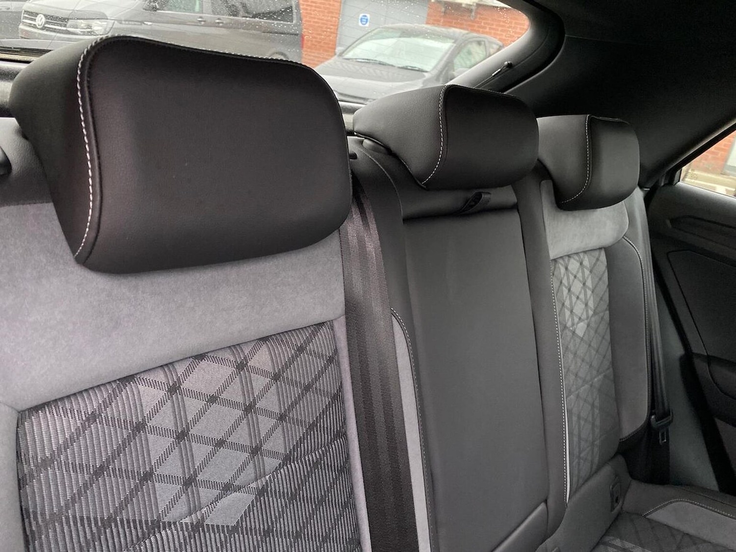 Used Volkswagen T-Roc 2022 for sale - 77062261: Photo 18