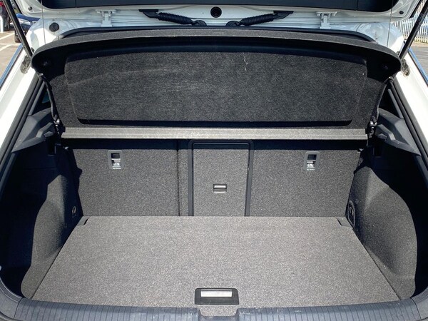 Used Volkswagen T-Roc 2023 for sale - 76115538: Photo 17