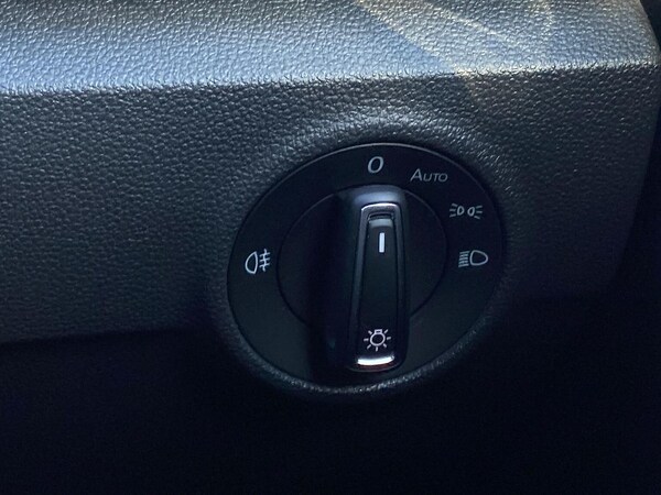 Used Volkswagen T-Roc 2023 for sale - 76115538: Photo 21