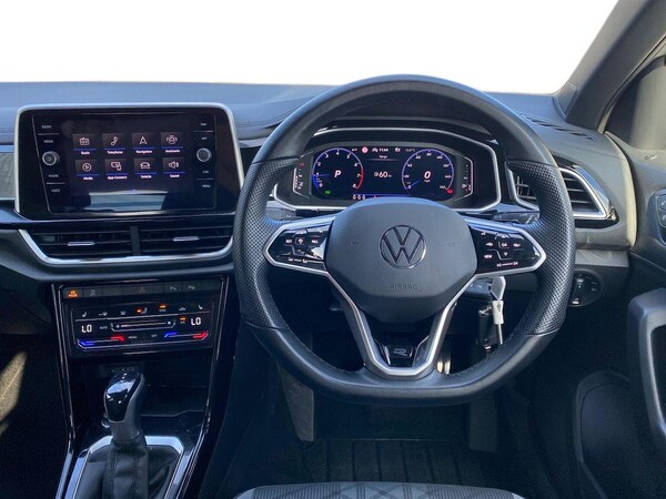 Used Volkswagen T-Roc 2023 for sale - 76115538: Photo 9