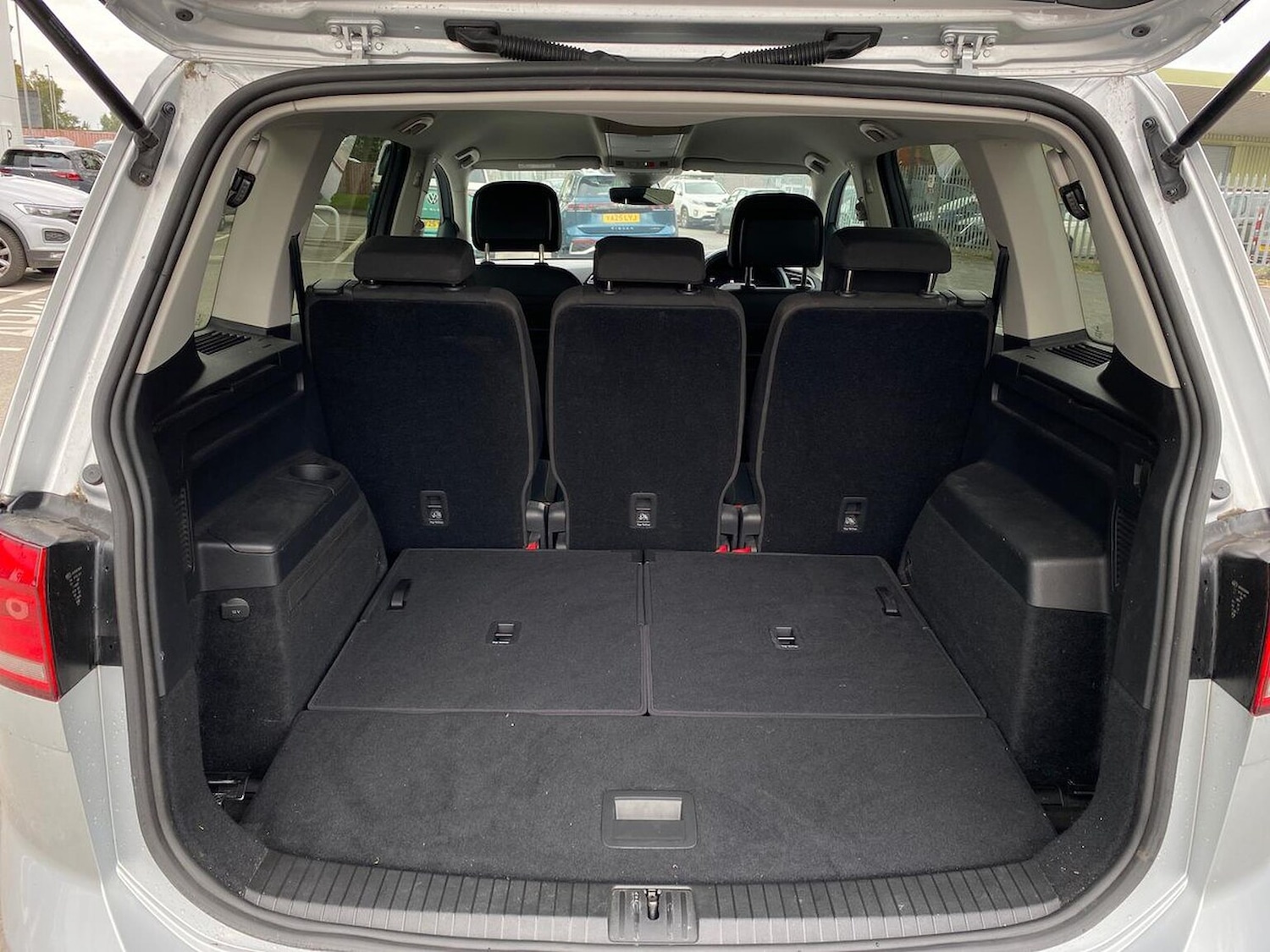 Used Volkswagen Touran 2022 for sale - 76144283: Photo 17