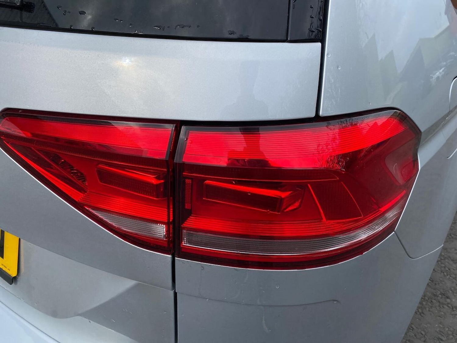 Used Volkswagen Touran 2022 for sale - 76144283: Photo 32