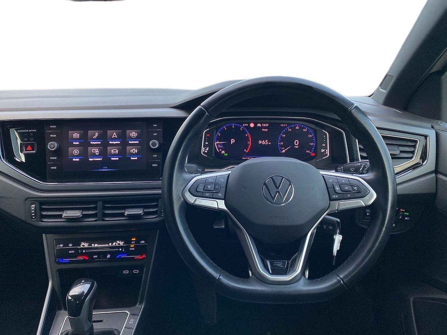 Used Volkswagen Polo 2024 for sale - 76911239: Photo 10