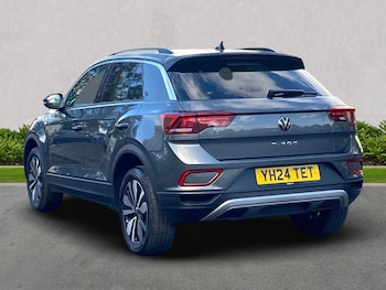 Used Volkswagen T-Roc 2024 for sale - 75712971: Photo